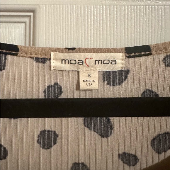 Moa Moa animal print crop! - Picture 3 of 3